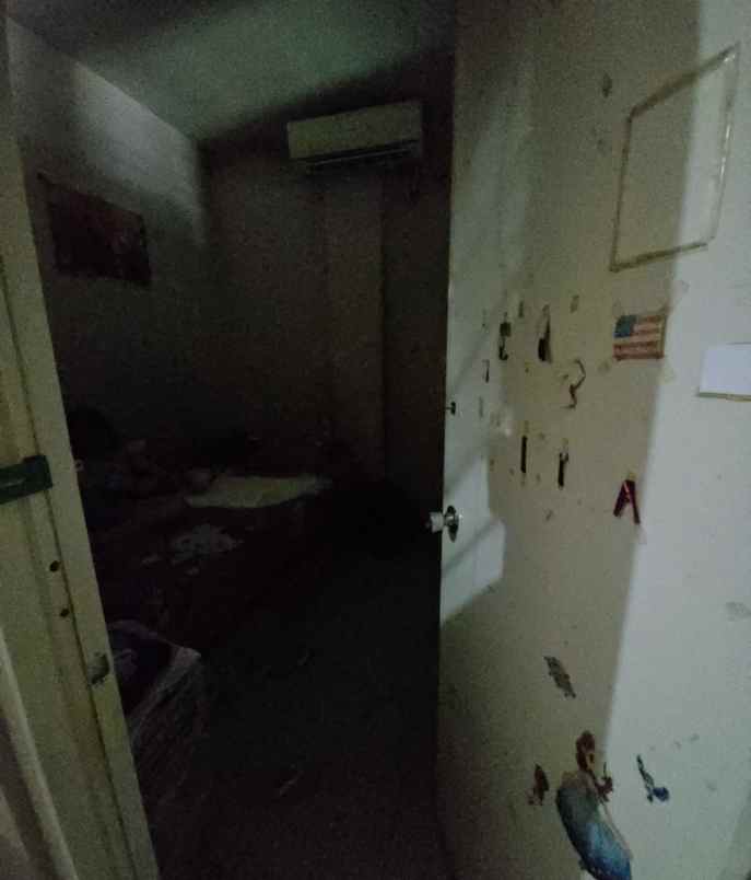 dijual rumah summarecon kelapa molek