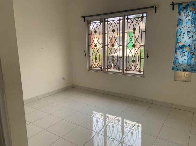 dijual rumah talaga bestari cluster fluora