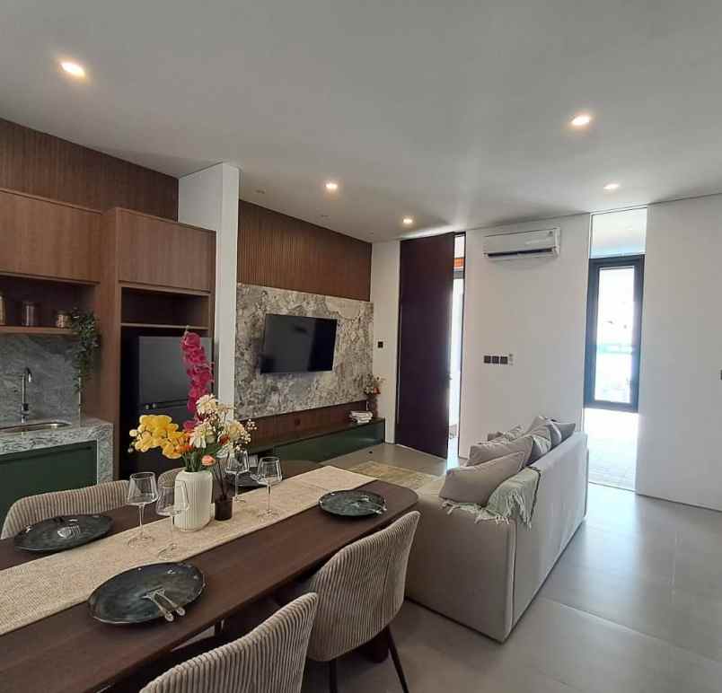 dijual rumah tanah baru depok