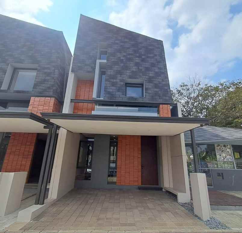 dijual rumah tanah baru depok