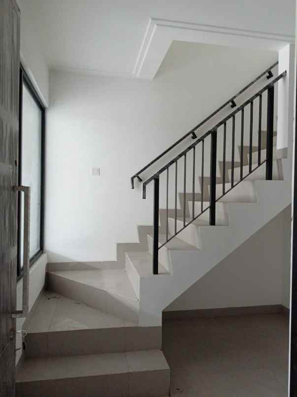 dijual rumah tanjung burung