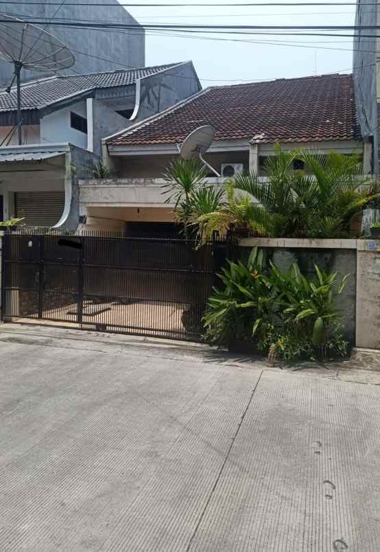 dijual rumah tanjung duren jakarta barat