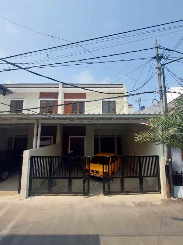 dijual rumah tebet timur