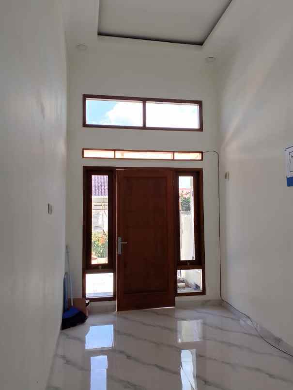 dijual rumah termurah lokasi nempel jalan besar