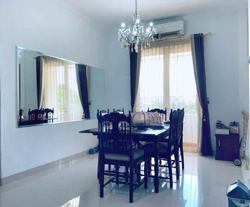 dijual rumah the royal residence