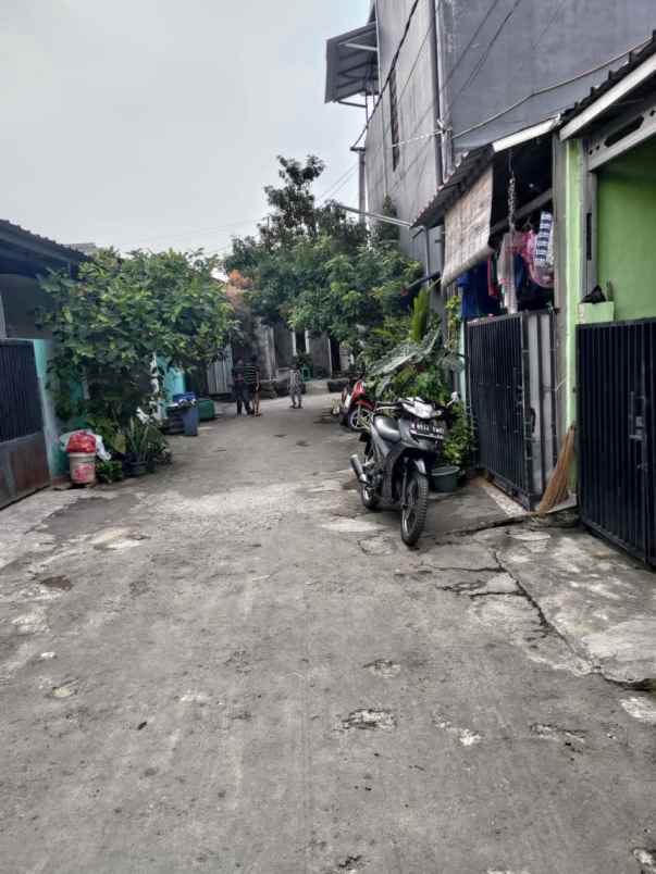 dijual rumah vila gading harapan bekasi