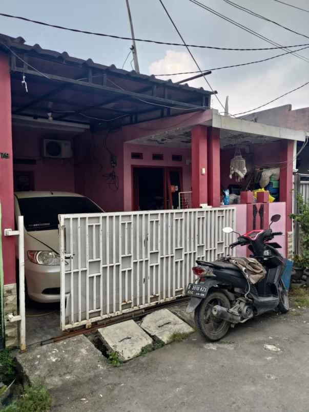 dijual rumah vila gading harapan bekasi