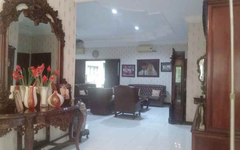 dijual rumah villa cinere mas depok