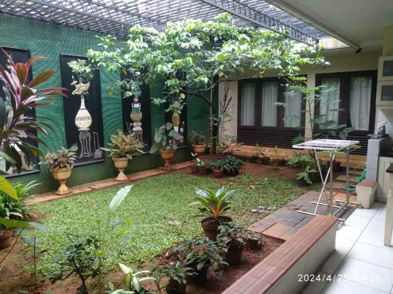 dijual rumah villa cinere mas depok