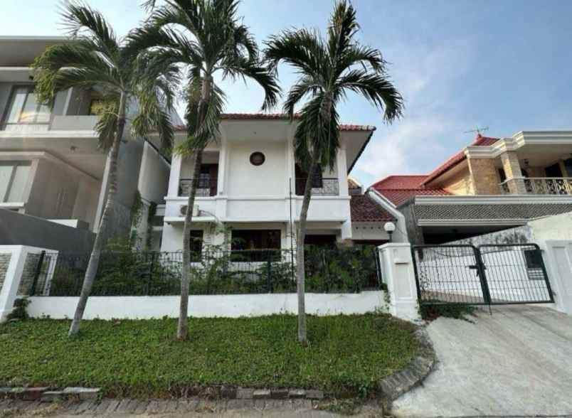 dijual rumah villa kalijudan