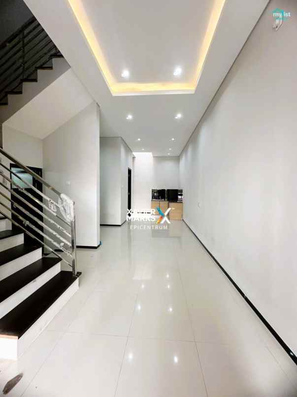 dijual rumah villa kalijudan indah