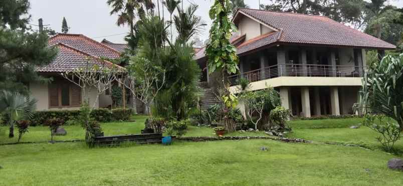 dijual rumah villa siap huni negoo