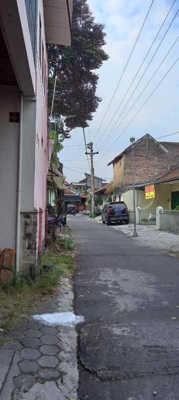 dijual rumah warungboto