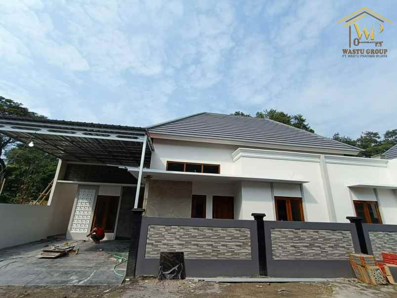 dijual rumah wedodomartani ngemplak