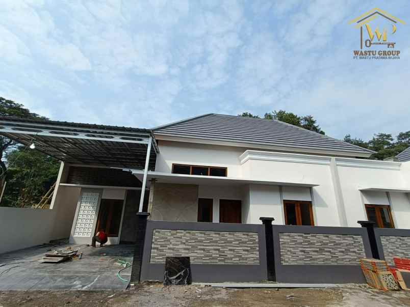 dijual rumah wedodomartani ngemplak