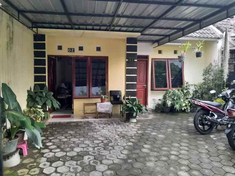 dijual rumah wedomartani