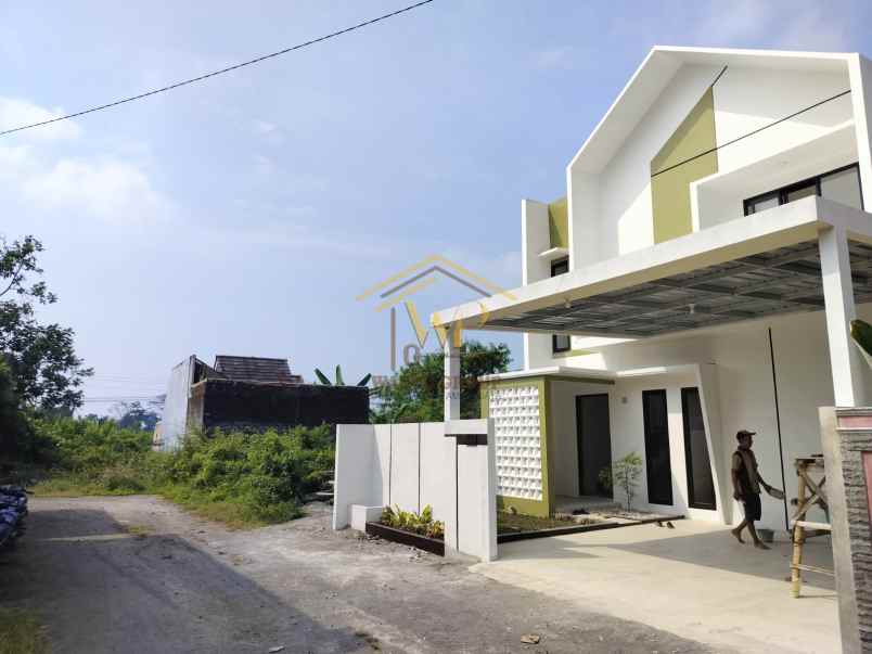 dijual rumah wedomartani ngemplak