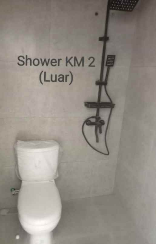 dijual rumah wiguna