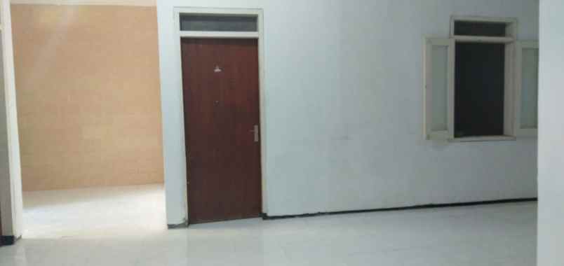 dijual rumah wiguna
