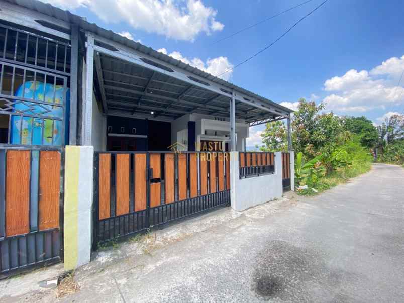 dijual rumah wonokromo