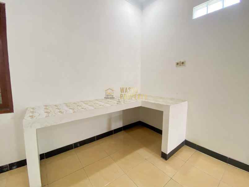 dijual rumah wonokromo