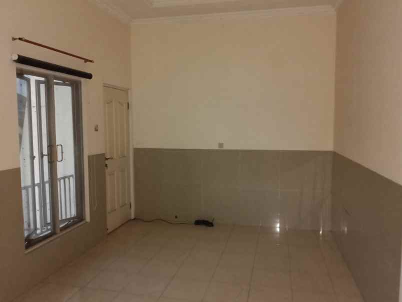 dijual rumah woodland citraland