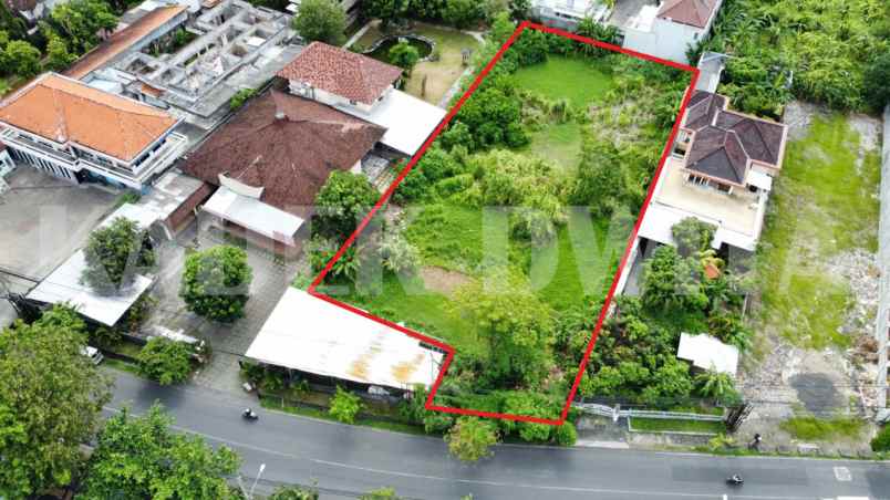 dijual tanah jalan hayam wuruk