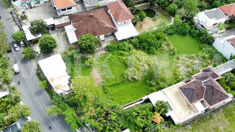 dijual tanah jalan hayam wuruk