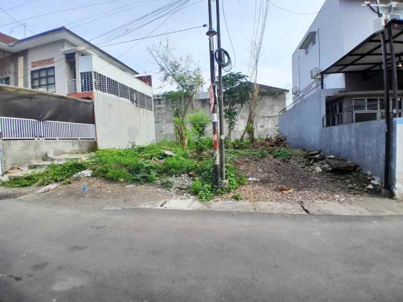 dijual tanah jalan kabuoaten