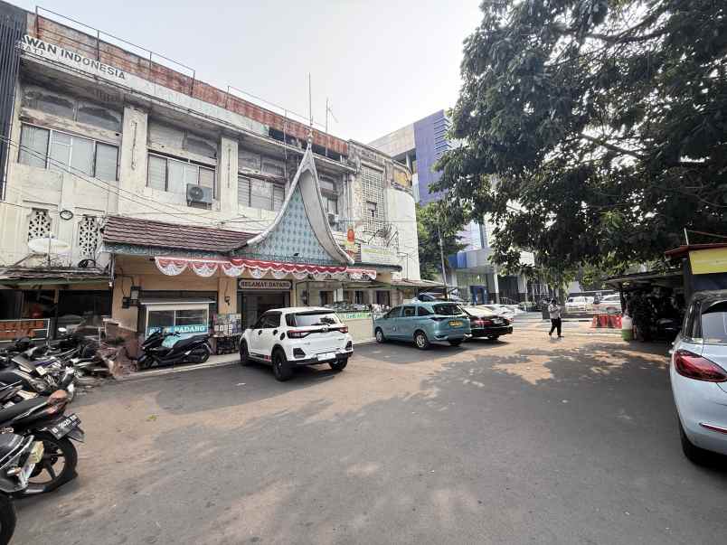 dijual tanah jalan veteran