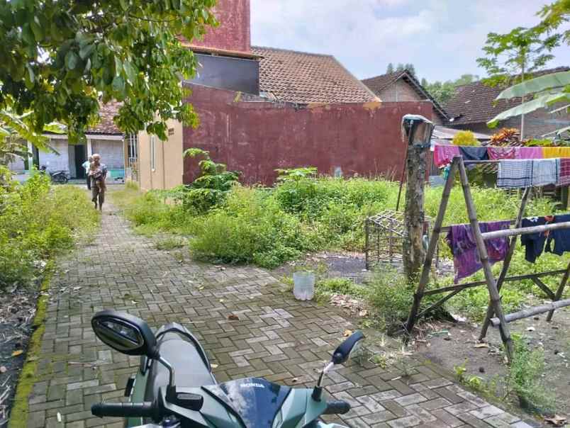 dijual tanah jl godean km 8