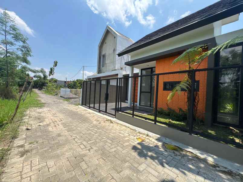 dijual tanah jl kaliurang km 10