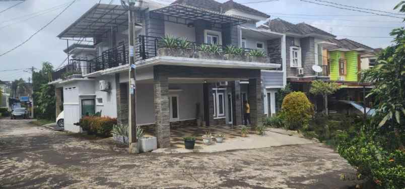 dijual tanah jl kol h burlian