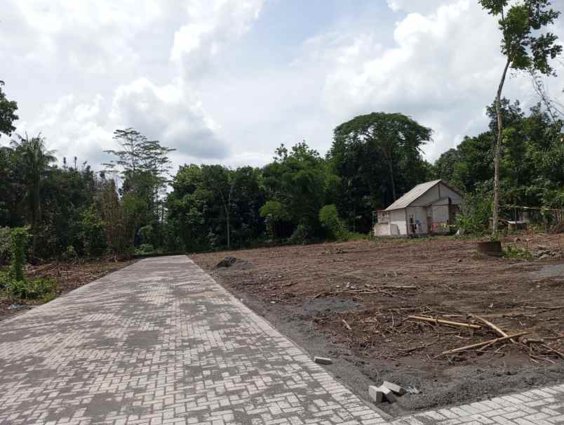 dijual tanah jl pandanaran uii candi