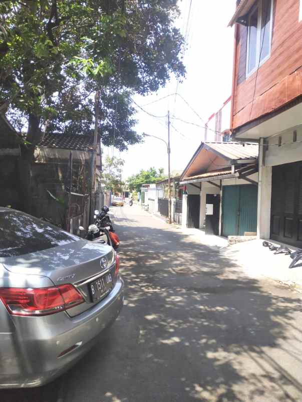 dijual tanah jl raya jatiwaringin