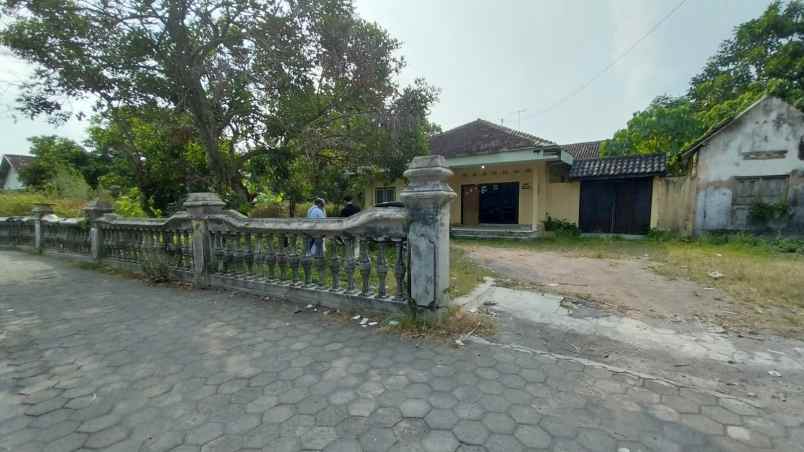 dijual tanah kwarasan nogotirto gamping