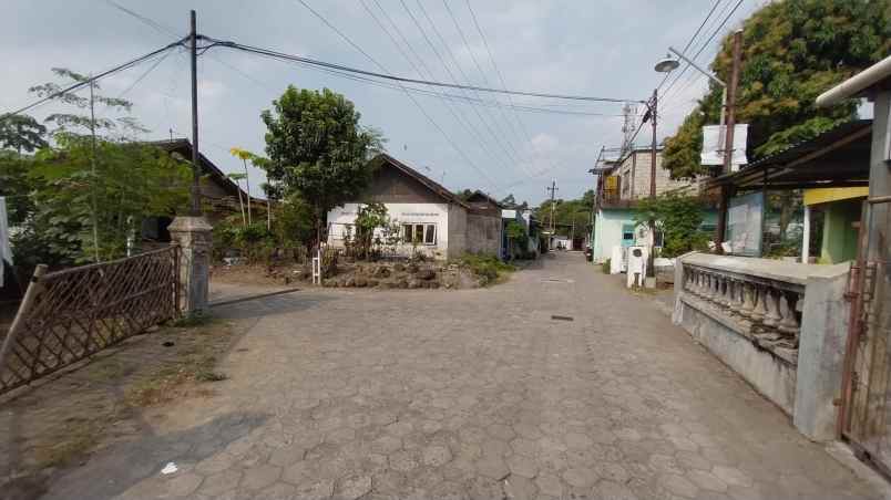 dijual tanah kwarasan nogotirto gamping