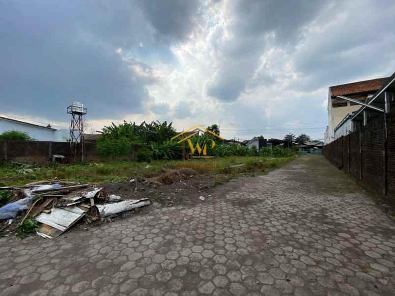 dijual tanah maguwoharjo kec depok kab