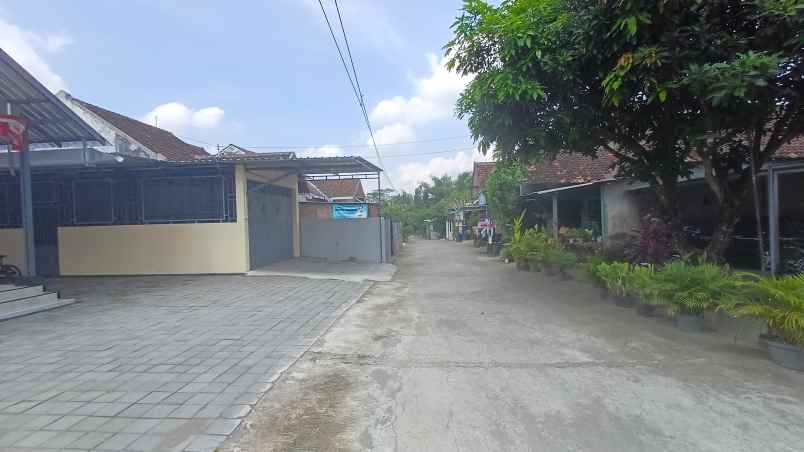 dijual tanah sambiroto purwomartani kec