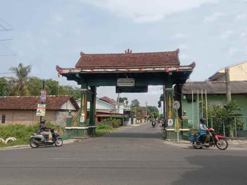 dijual tanah sambiroto purwomartani kec