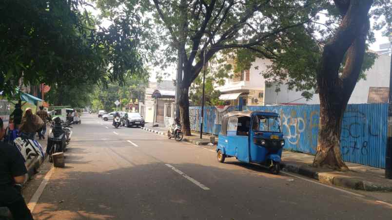 dijual tanah tanah di jl cisadane kel