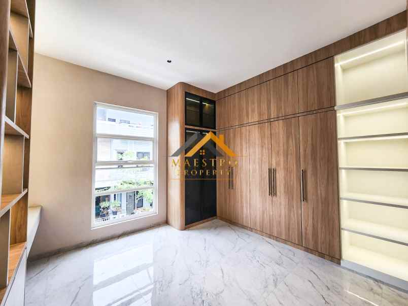 dijual villa komplek cemara asri jalan