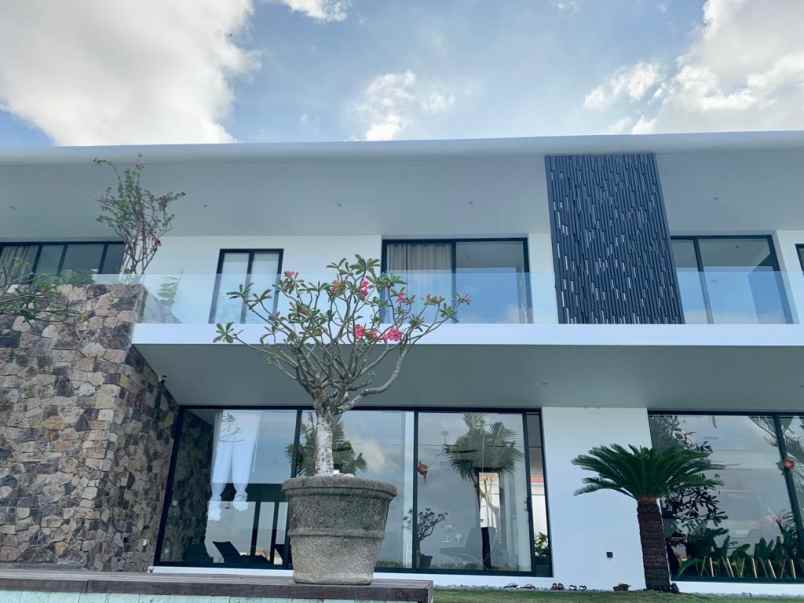 dijual villa luxury lantai 2 view sawah lokasi cemagi