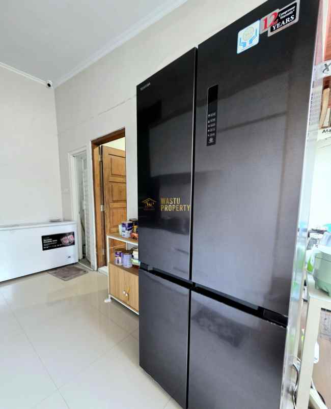 dijual villa sendangadi