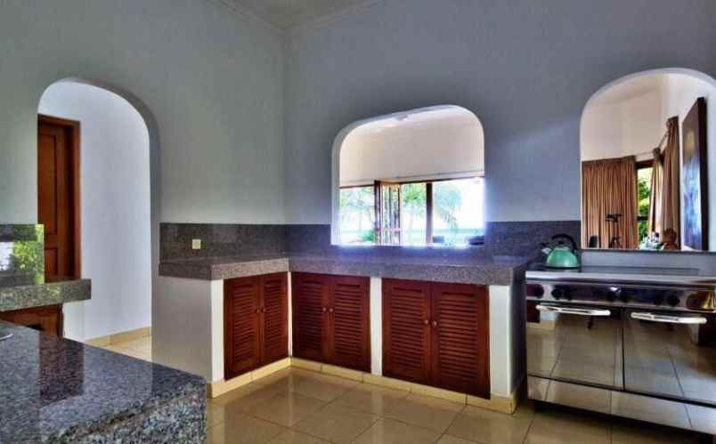 dijual villa singaraja