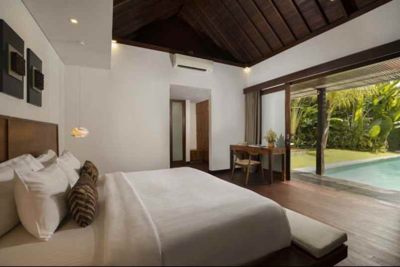 dijual villla luxury lantai 2 lokasi canggu