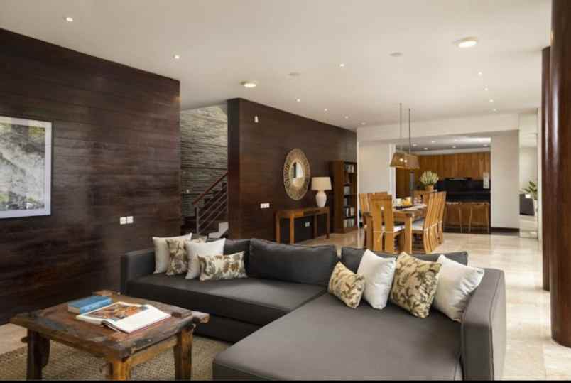 dijual villla luxury lantai 2 lokasi canggu