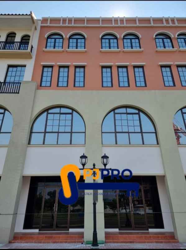 disewa ruko gandeng siaphuni di green sedayu