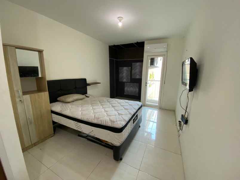 disewakan apartemen jl bukit darmo boulevard