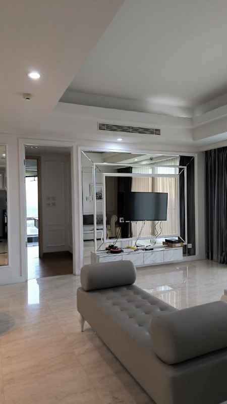 disewakan apartemen one east residence